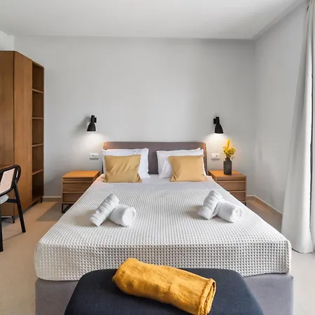 With Private Pools By Explore Βίλα Άνδρος