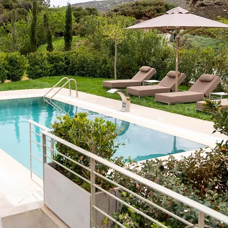 Villa With Private Pools By Explore