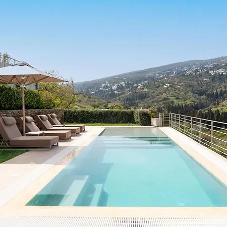 With Private Pools By Explore Βίλα