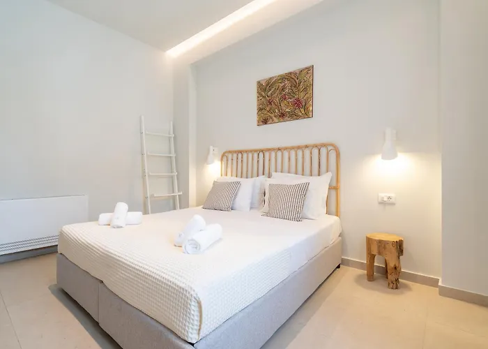 Villa With Private Pools By Explore Ándros