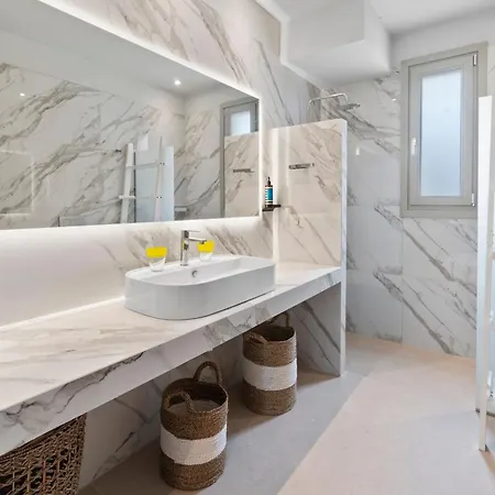 Villa With Private Pools By Explore *