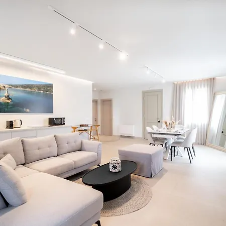 Suitehome With Private Pools By Explore * Andros Town