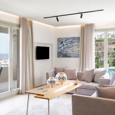 Suitehome With Private Pools By Explore *