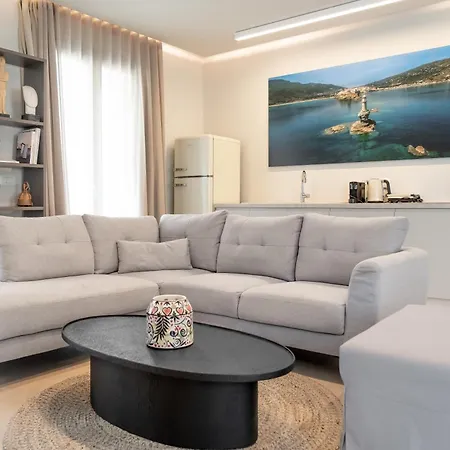 Suitehome With Private Pools By Explore