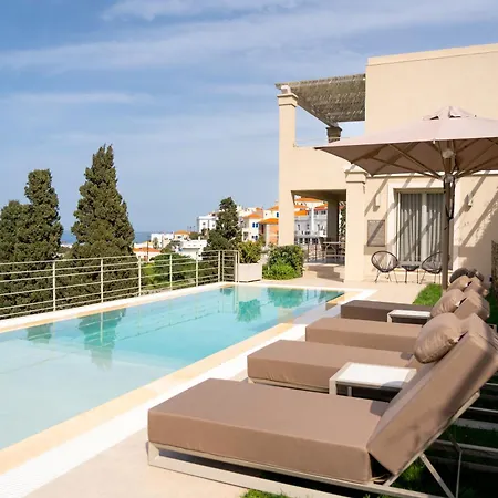 Suitehome With Private Pools By Explore