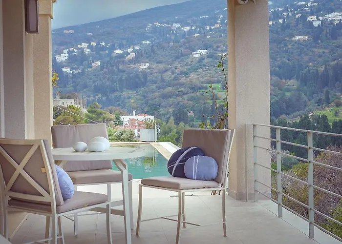 With Private Pools By Explore * Ándros