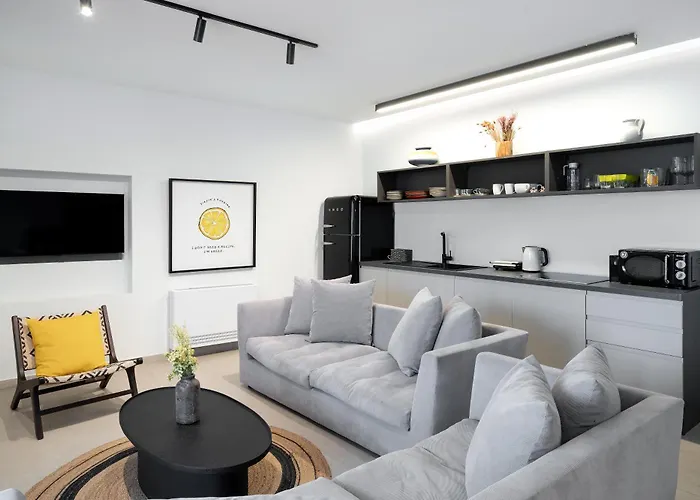 With Private Pools By Explore Villa Ándros